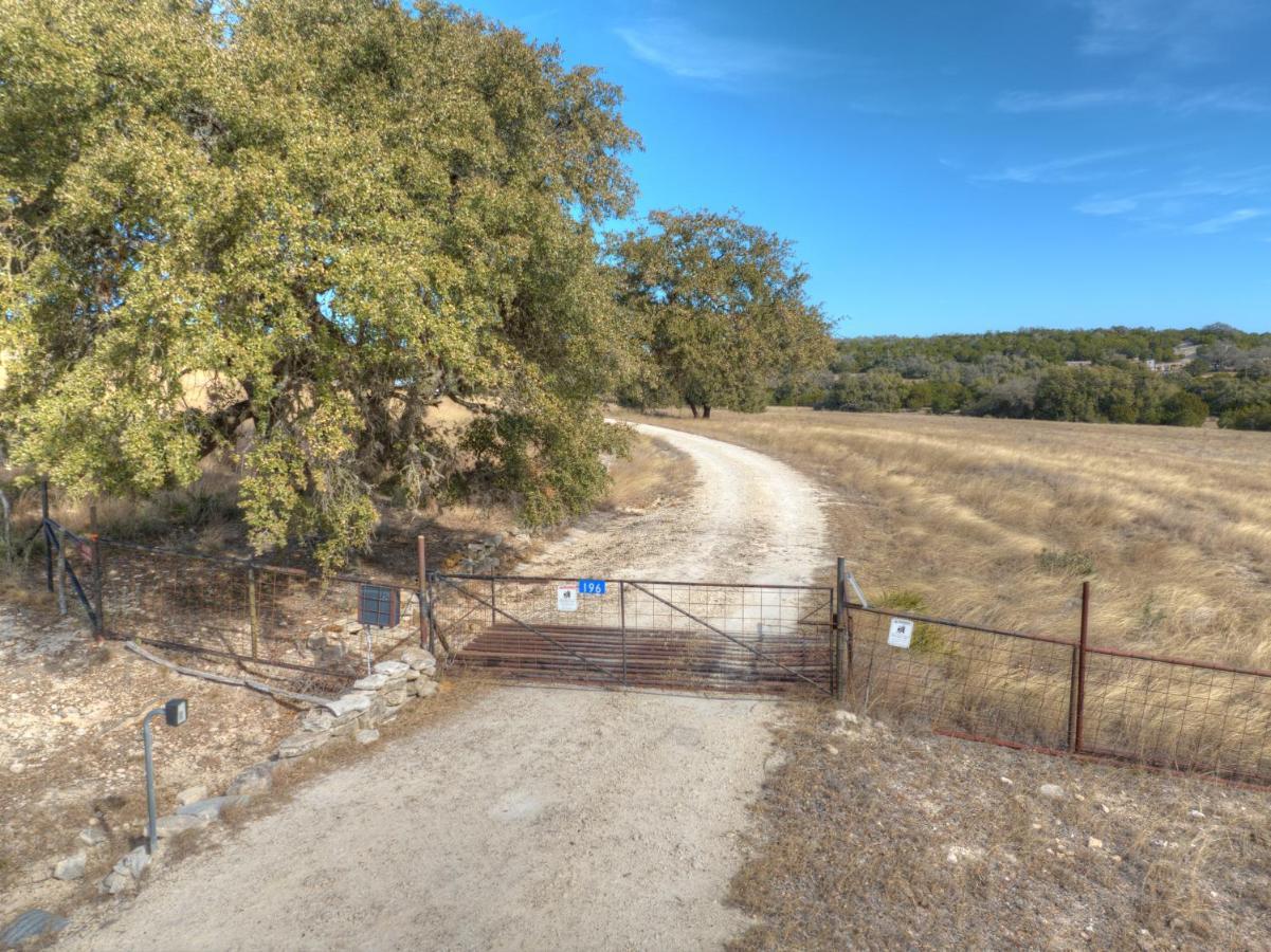 הוילה פרדריקסברג Ohana Ranch Cabin - 12 Minutes To Historic Main St מראה חיצוני תמונה